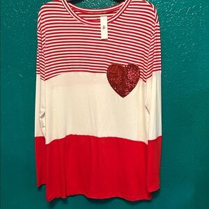 ❤️❤️❤️Red and White Striped Long Top